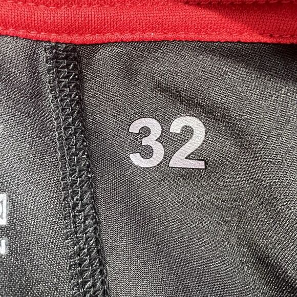 Sanabul Shorts Mens 32 Black MMA Boxing Martial Arts Fitness Workout - Picture 9 of 11